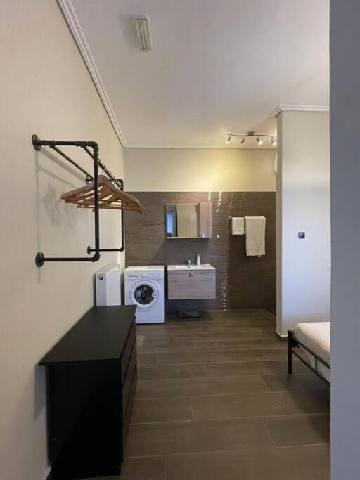 City Apartment Corinth ภายนอก รูปภาพ
